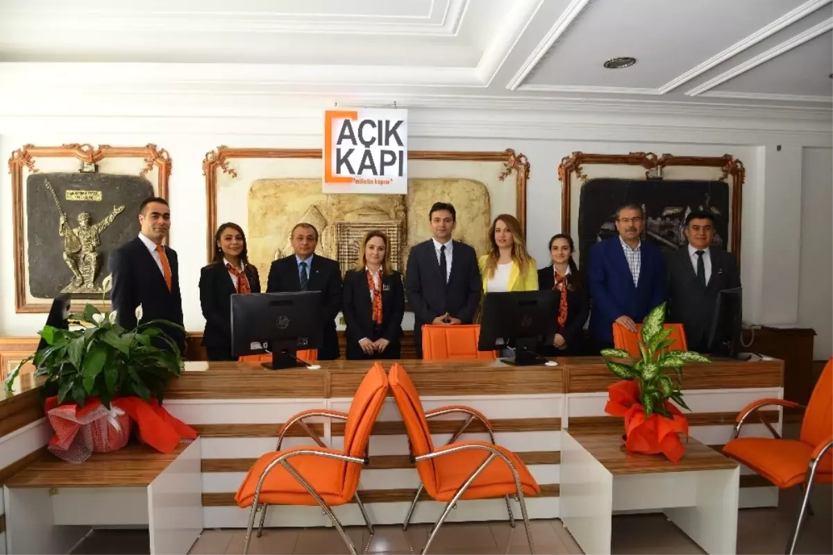 Açık Kapı Milletin Kapısı Projesi Kırşehir Valiliğinde Hayata Geçti