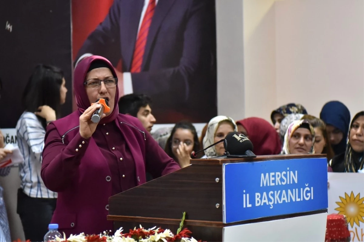 AK Parti Kadın Kollarında Öner, Güven Tazeledi