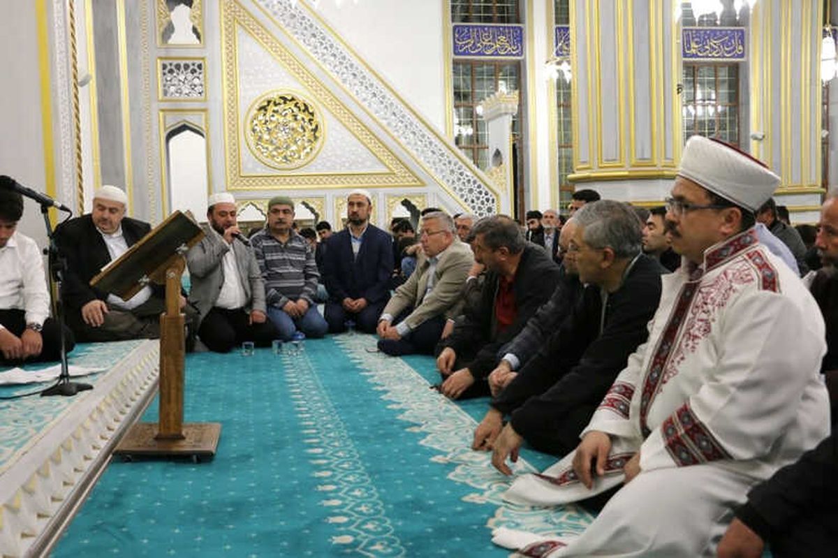 Burdur\'da Miraç Kandili Coşkusu