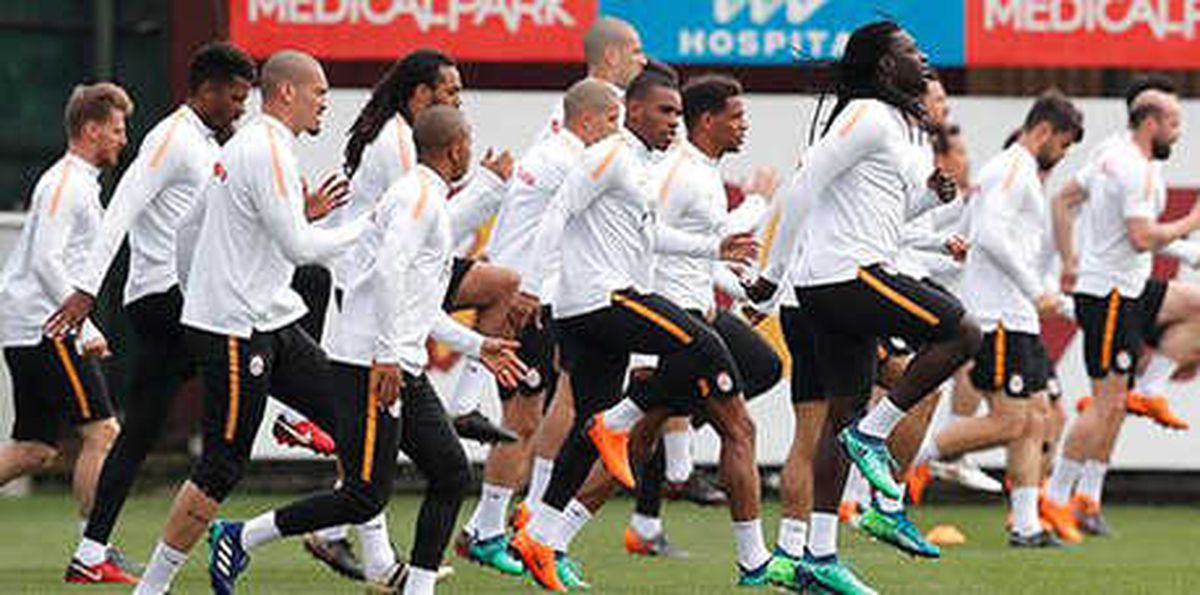 Galatasaray\'da Linnes, Kamp Kadrosuna Dahil Edilmedi