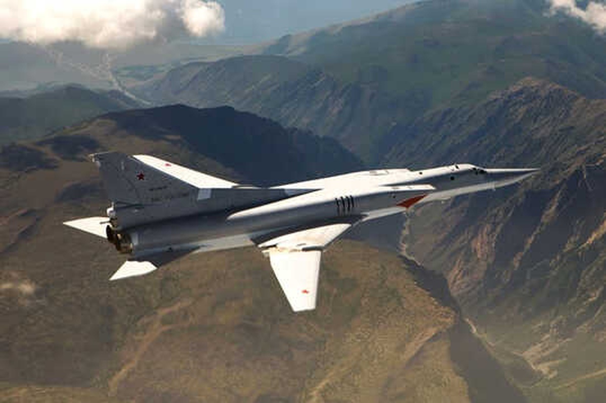 İran Hava Sahasını Rus Bombardıman Uçaklarına Açtı\' İddiası