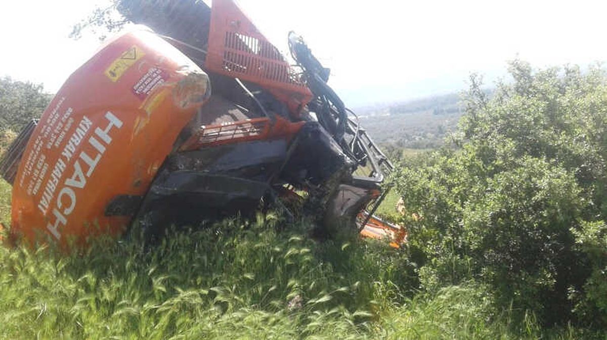 Milas\'ta İş Makinası Devrildi: 1 Ölü