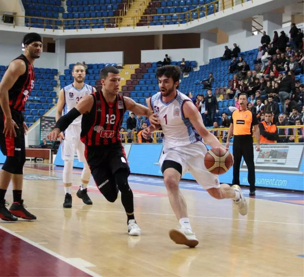 Tahincioğlu Basketbol Süper Ligi: Trabzonspor: 73 - Eskişehir Basket: 86