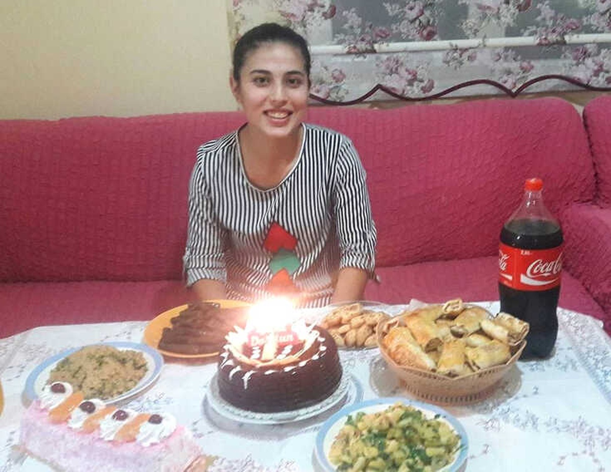 Traktörün Altında Kalarak Hayatını Kaybeden Genç Kız Toprağa Verildi