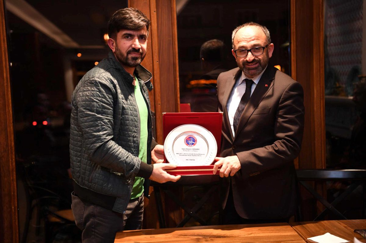 Üzülmez Şampiyonlarla Buluştu