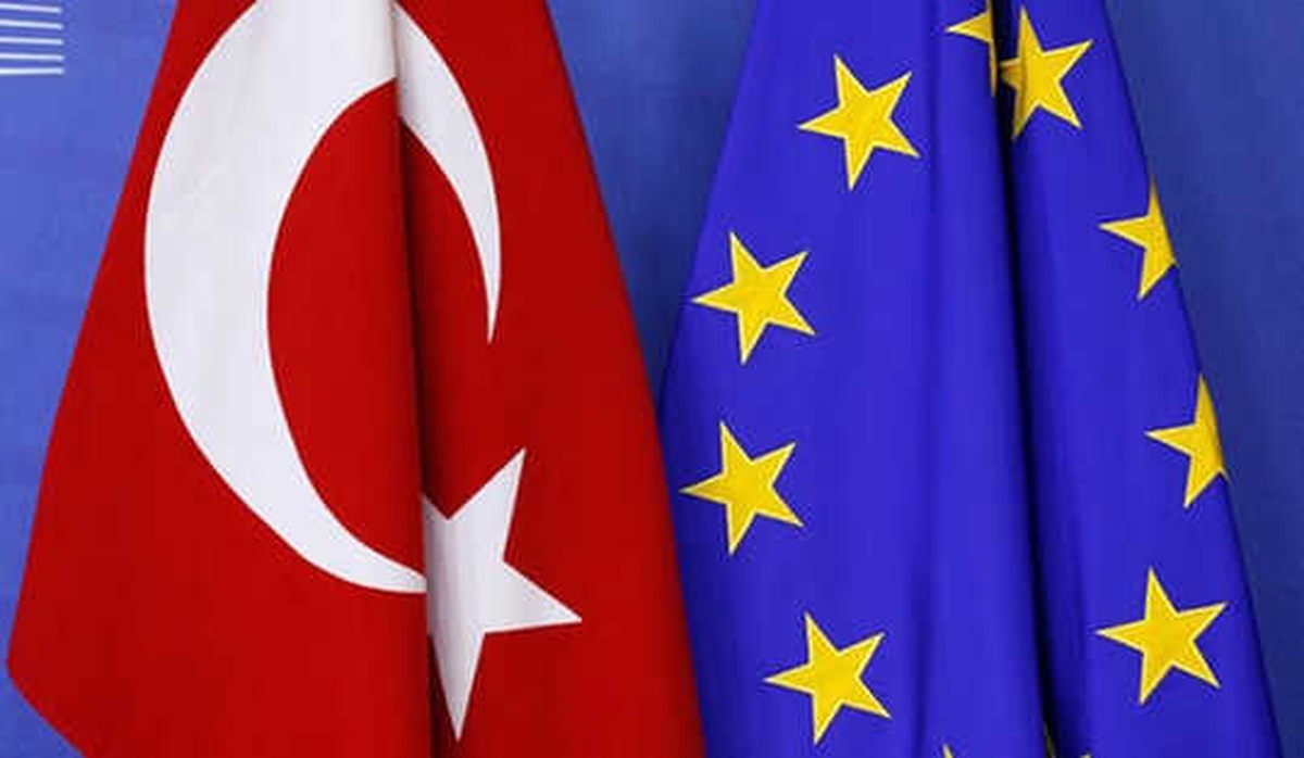 AB İlerleme Raporu\'nda Türkiye\'ye Sert Eleştiriler