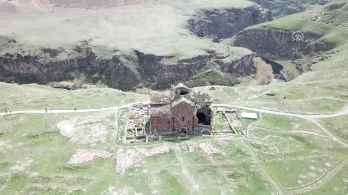 Ani\'deki "Büyük Katedral" Restore Edilecek - Kars