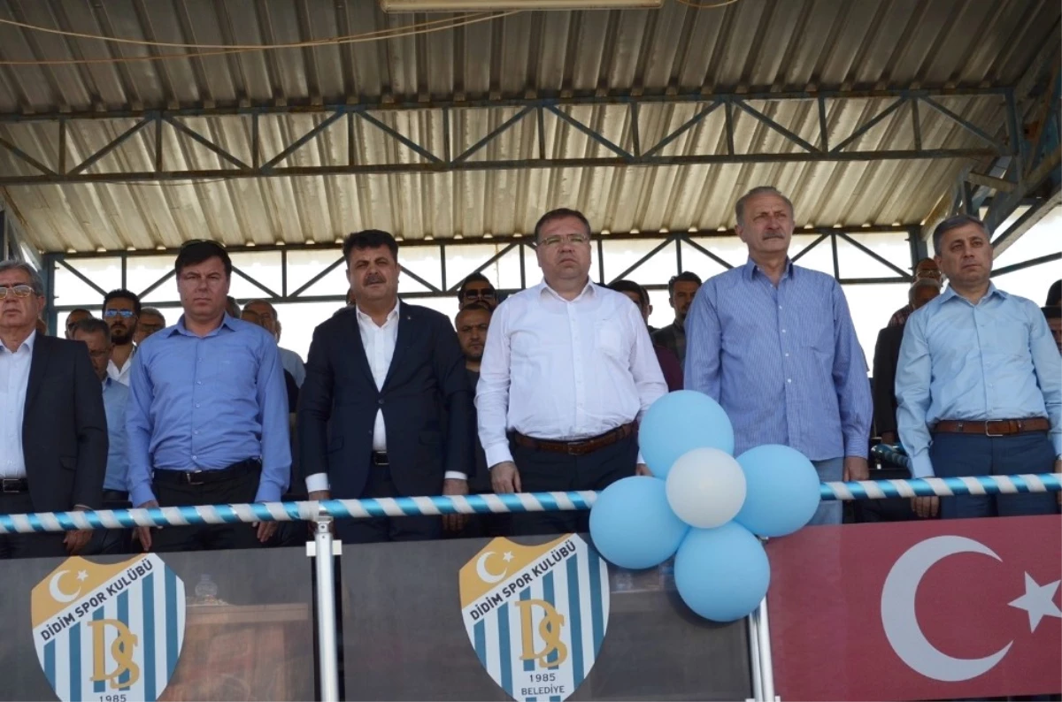 Bal\'a Çıkan Didim Belediyespor Kupasını Törenle Aldı