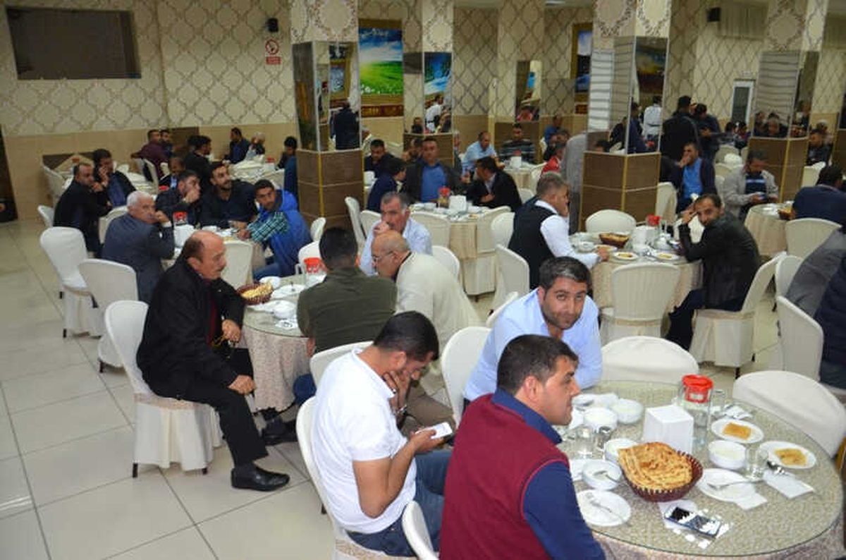 Başkan İnce Esnaflarla Bir Araya Geldi