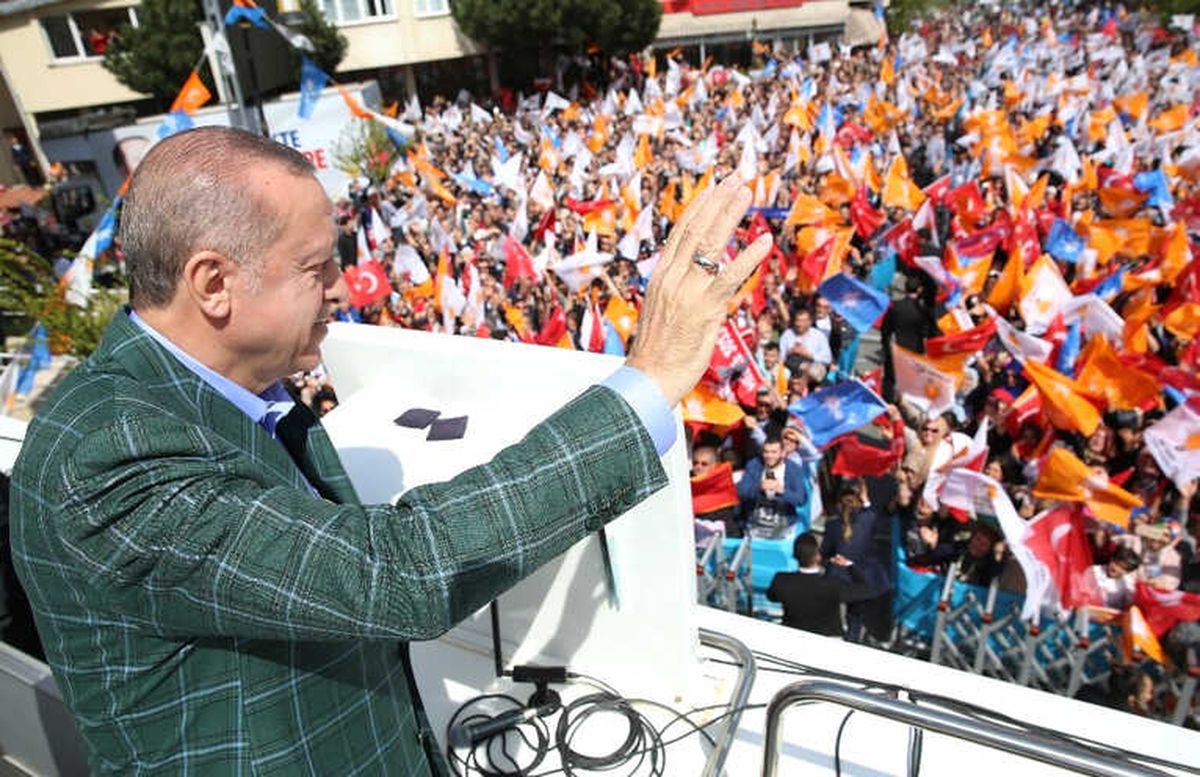 Cumhurbaşkanı Erdoğan\'dan Kılıçdaroğlu\'na: "Kendilerini Dağıttılar Kendilerini"