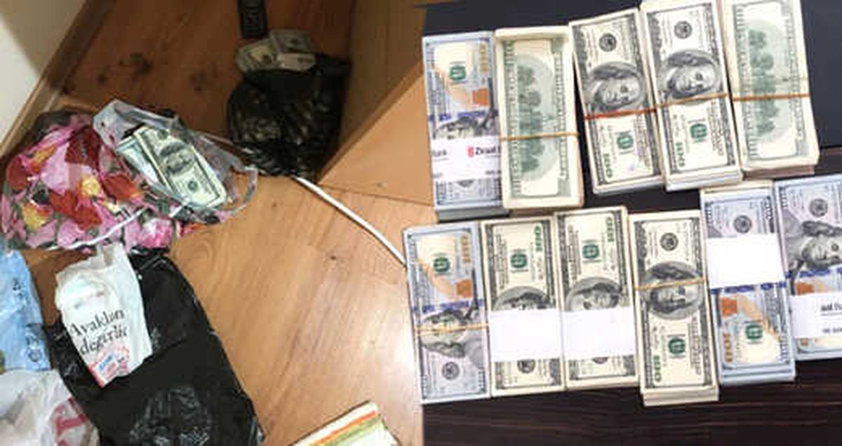 FETÖ\'cünün Evinde 90 Bin Dolar Para Çıktı! Örgüt İçin Yeniden Öğrenci Hazırlıyorlarmış
