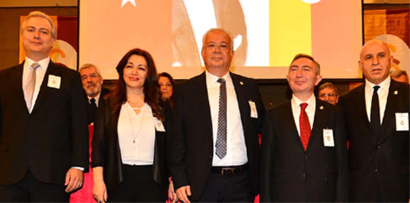 Galatasaray\'ın Yeni Divan Kurulu Başkanı Eşref Hamamcıoğlu Ooldu