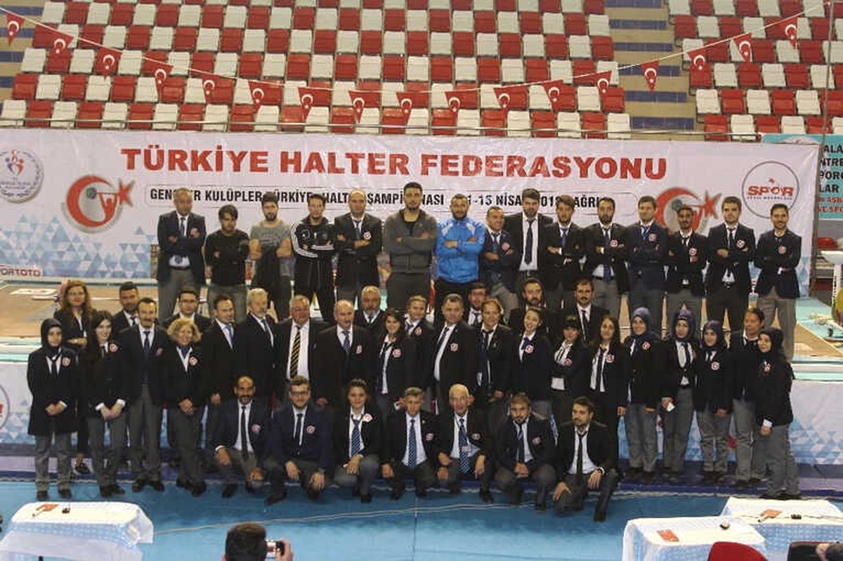 Gençler Kulüpler Türkiye Halter Şampiyonası Sona Erdi