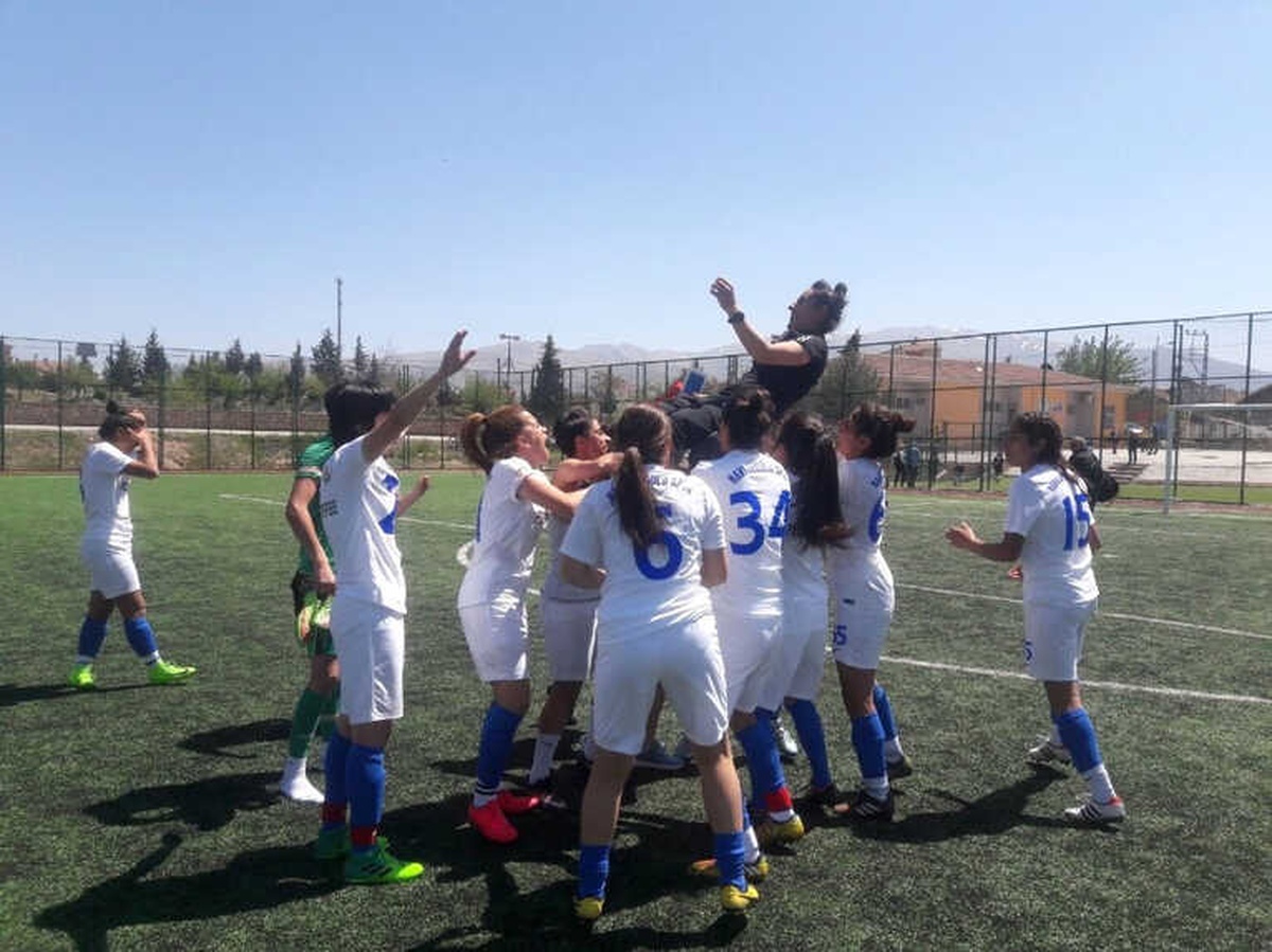 Hakkari Kadın Futbol Takımı 1. Ligde