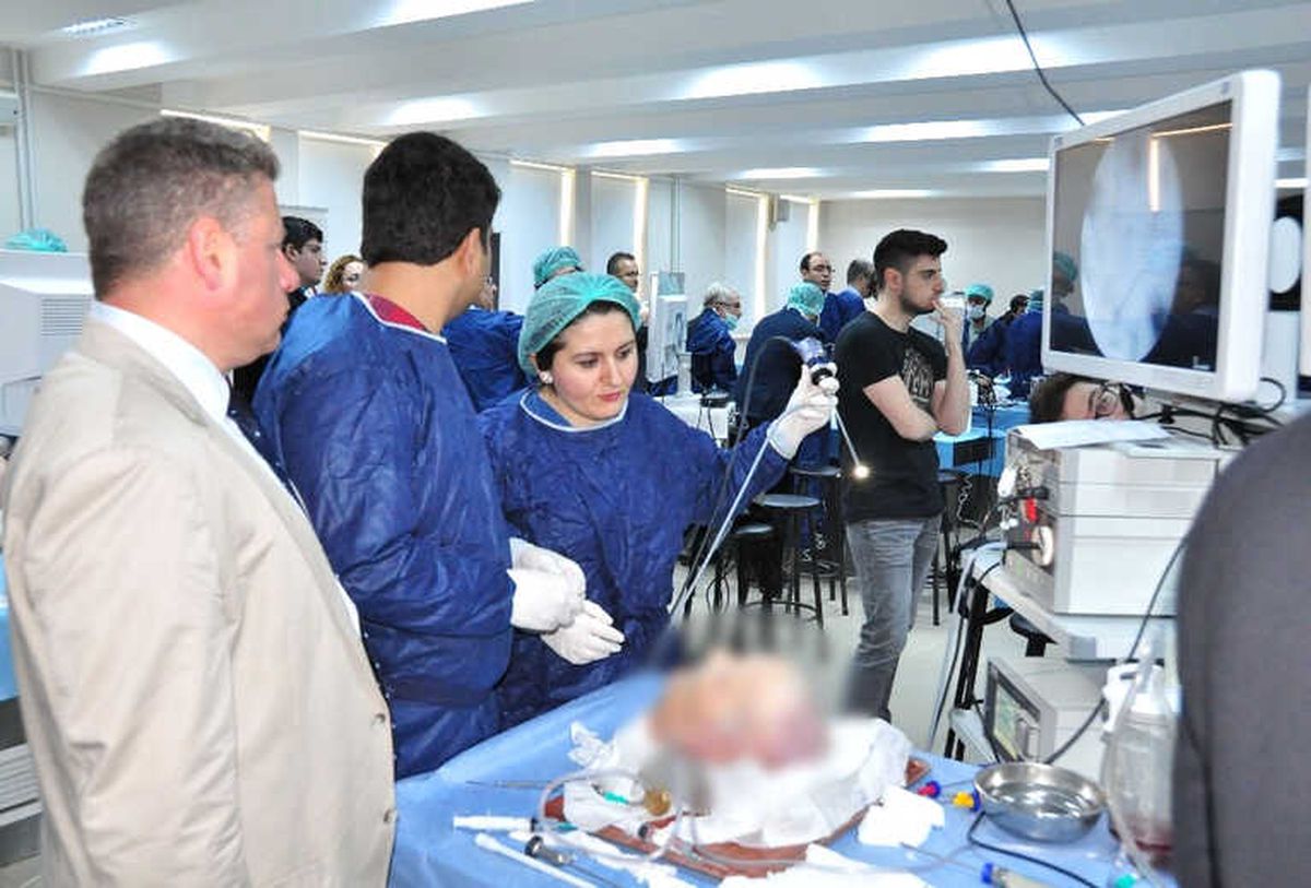İthal Kadavrada Ameliyat Yapıyorlar