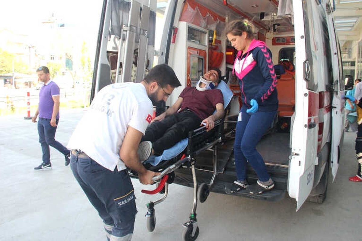 Konya\'da Silahlı Kavga: 2 Yaralı