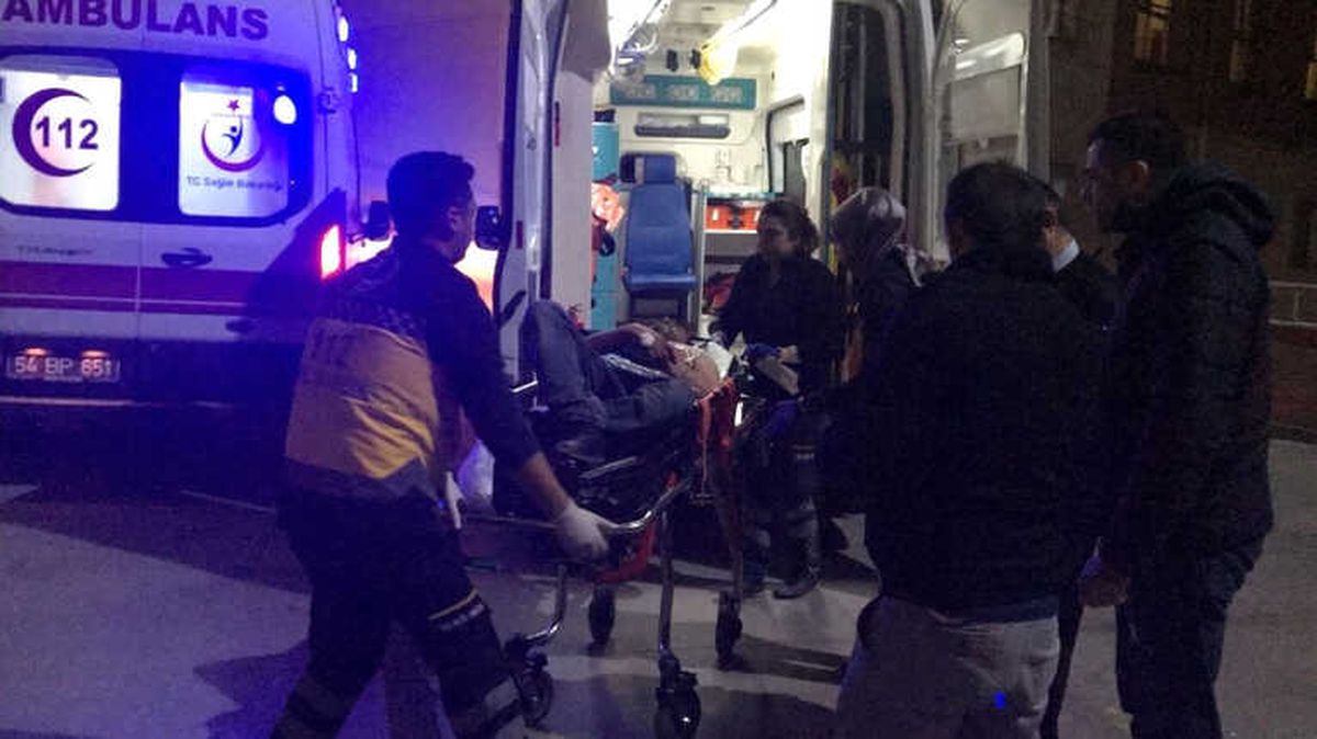 Sakarya\'da Çıkan Silahlı Kavgada 1 Kişi Öldü, 1 Kişi Yaralandı