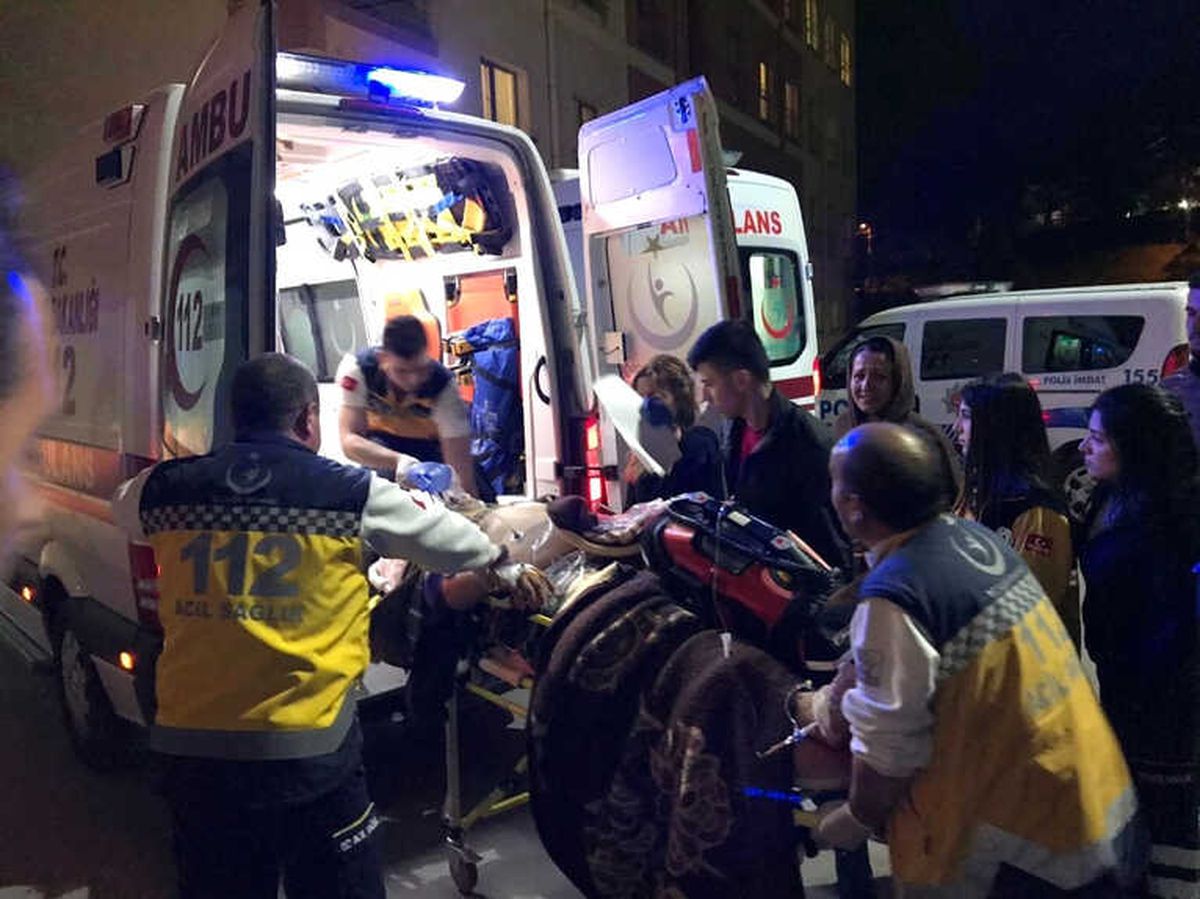 Alacak Verecek Meselesinde Silahlar Konuştu: 1\'i Ağır 4 Yaralı