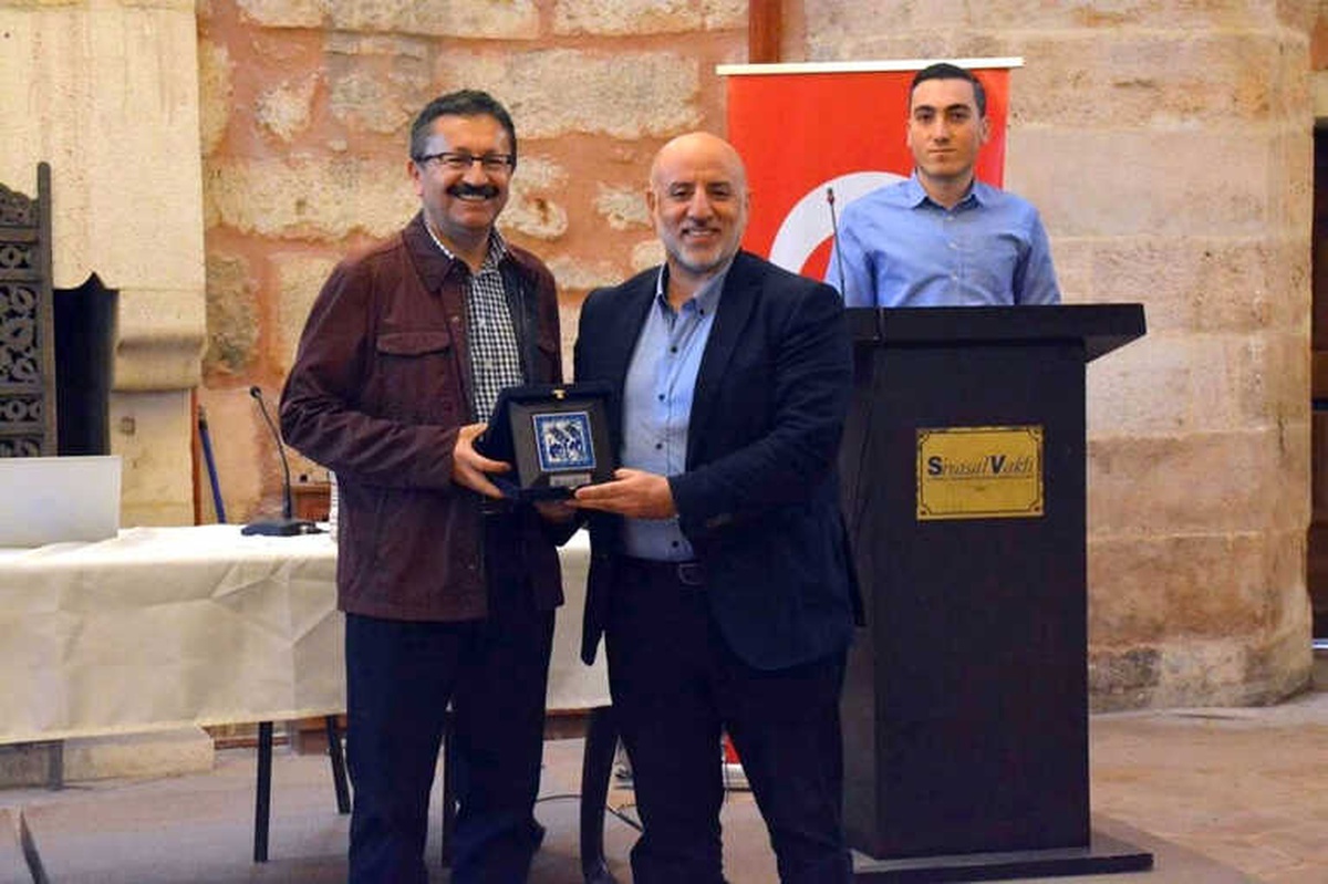 Başkan Tiryaki, Değişen Altındağ\'ı Anlattı