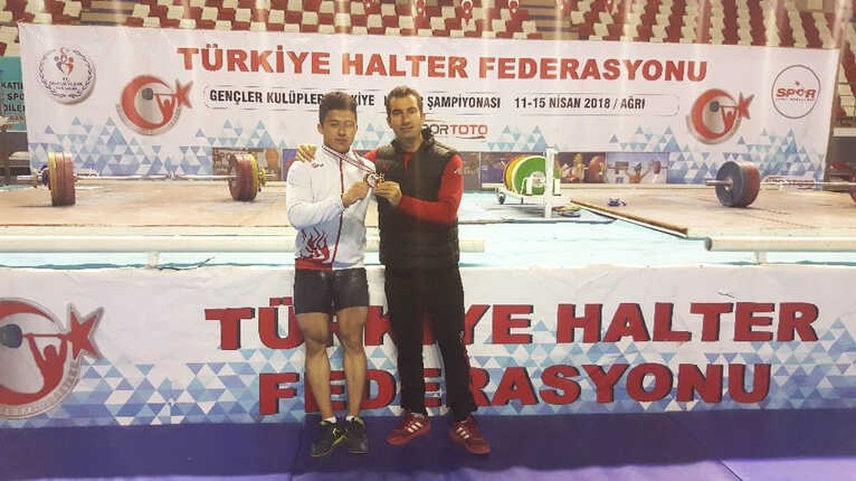 Batuhan Yüksel Ağrı\'da Türkiye Şampiyonu Oldu