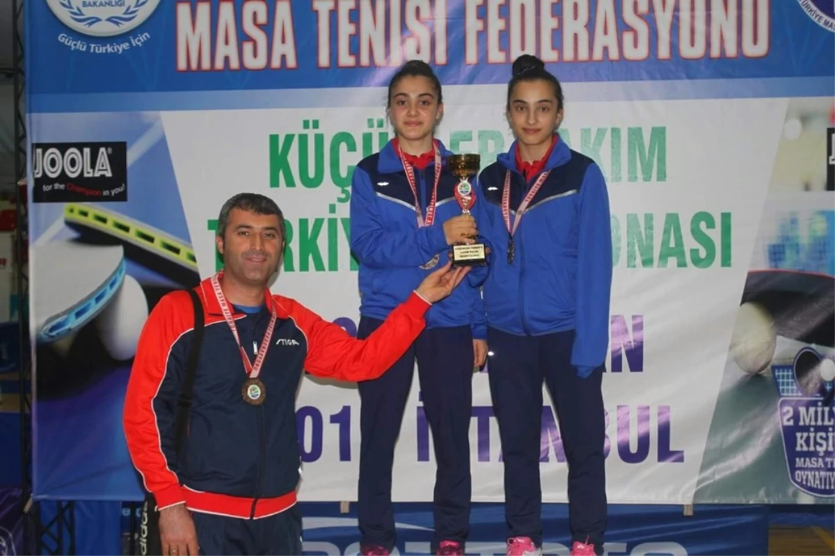 Belediye Masa Tenisi Takımı Türkiye Üçüncüsü Oldu