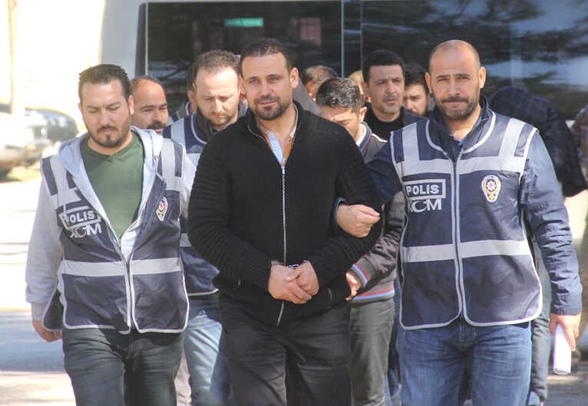 Dolandırıcılığa Doymadı