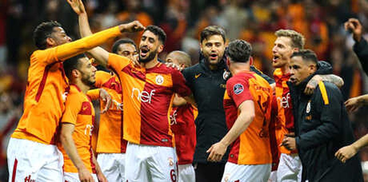 Galatasaray\'dan Başakşehir\'e Gönderme!