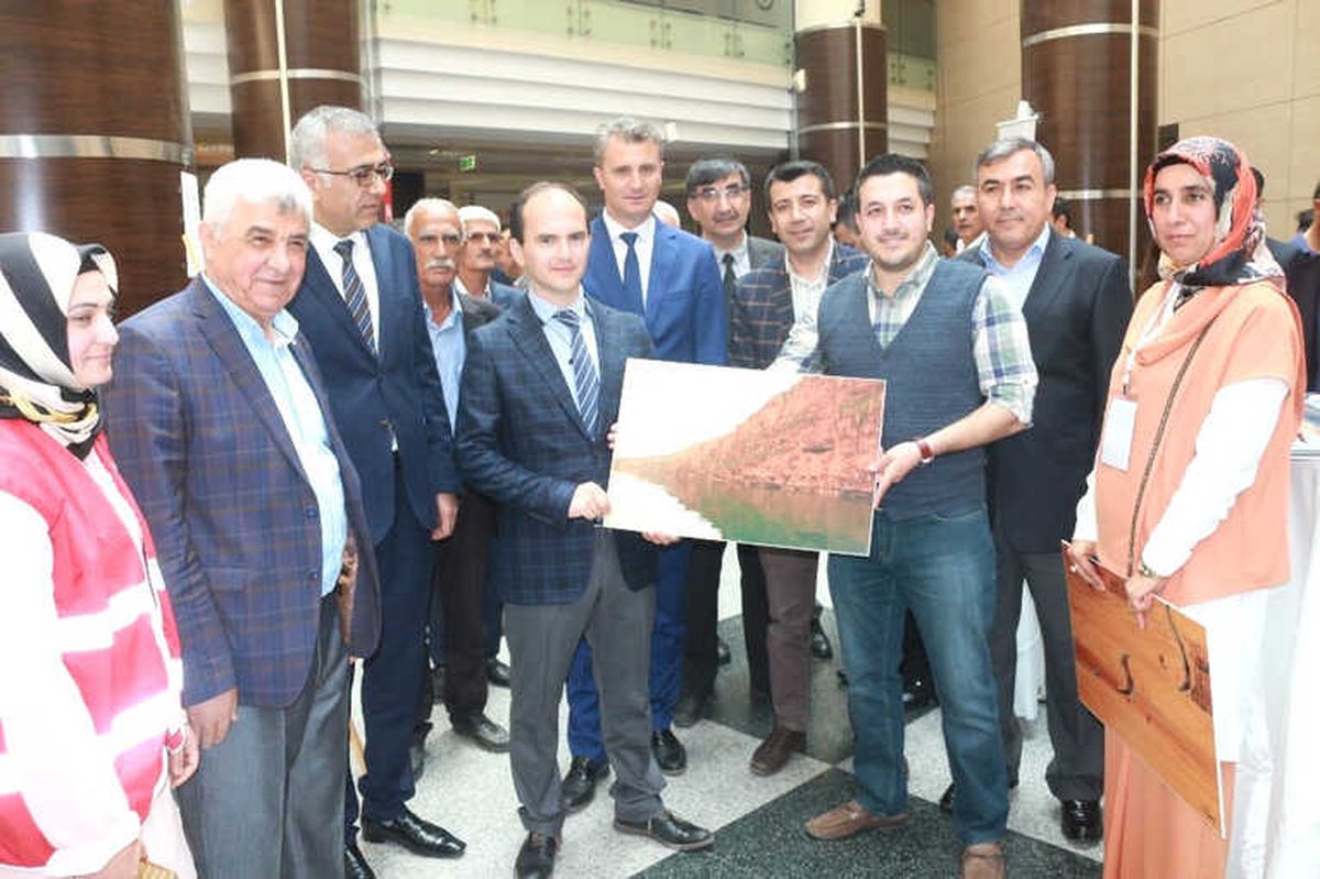 Hastanede Açılan Sergi Yoğun İlgi Gördü
