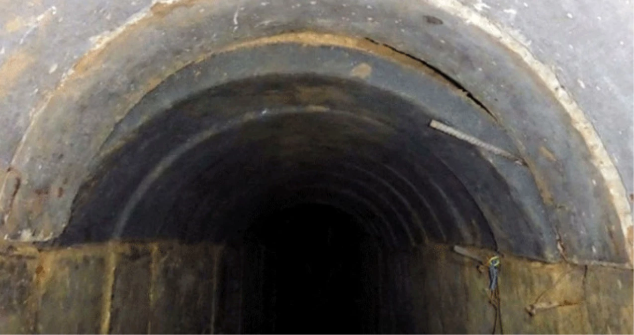 İsrail, Gazze\'deki En Derin ve En Uzun Tüneli Yok Etti