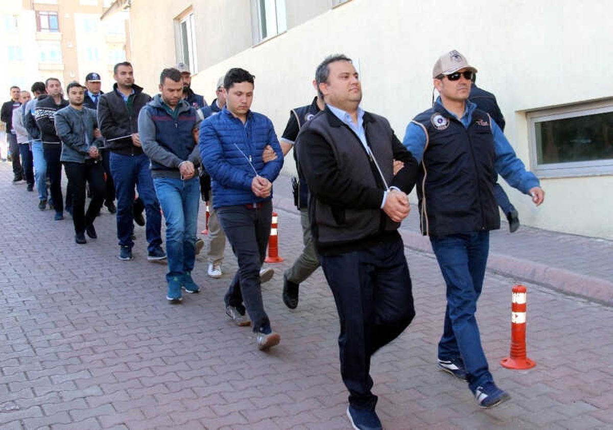 Kayseri\'de Fetö Operasyonu: 12 Kişi Adliyeye Sevk Edildi