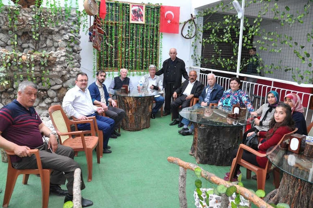 Simav\'da \'Şair ve Yazarlar\' Buluşması