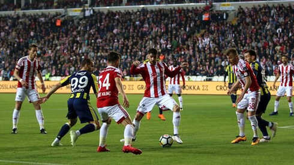 Sivasspor-Fenerbahçe Maçından Notlar