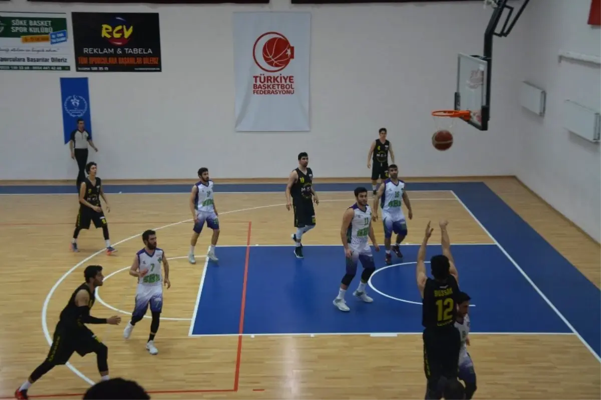 Söke Basket Kendi Seyircisi ile Buluştu