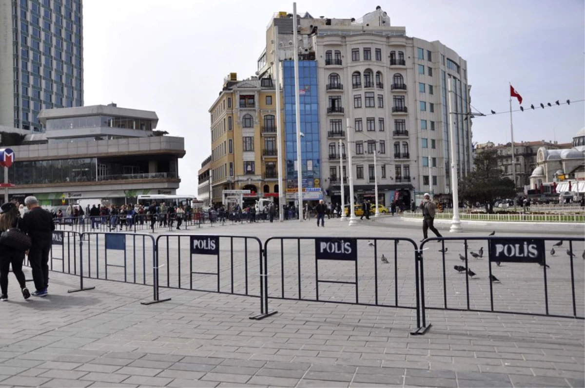 CHP Oturma Eylemi Yapacaktı, Taksim TOMA\'larla Kapatıldı