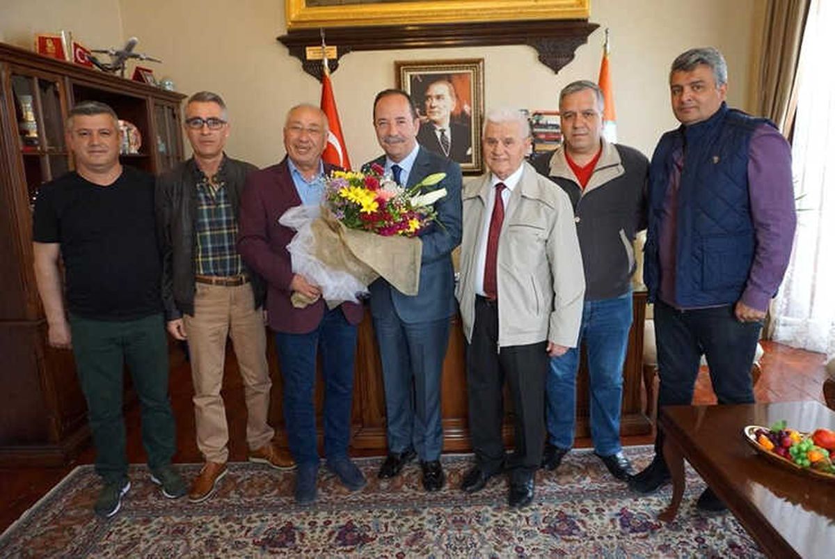 Tava Ciğer Ustalarından Başkan Gürkan\'a Ziyaret