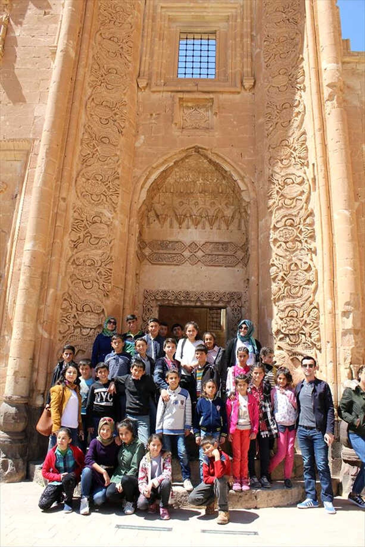 Yatılı Öğrenciler İshak Paşa Sarayı\'nı Gezdi
