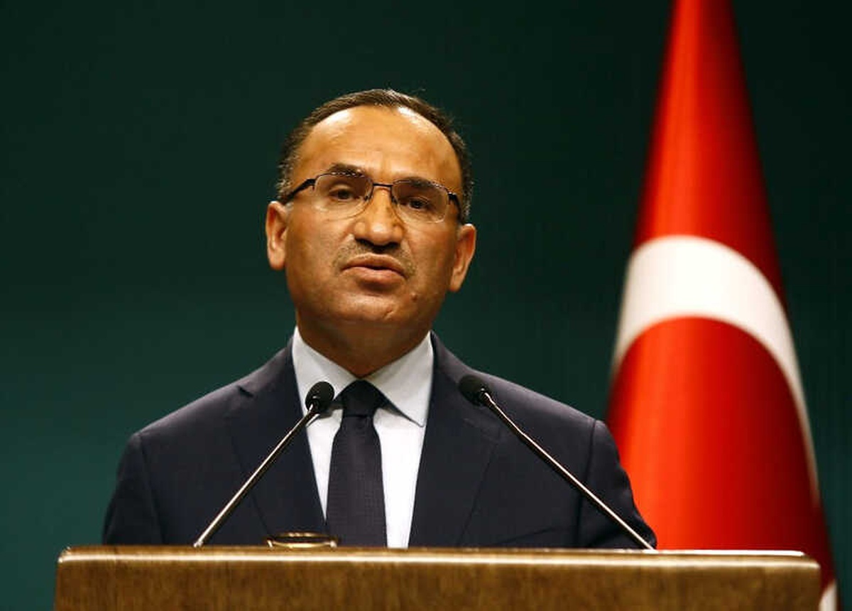 Bekir Bozdağ: "Ohal Terör Örgütlerine ve Teröristlere Karşı İlan Edilmiştir"