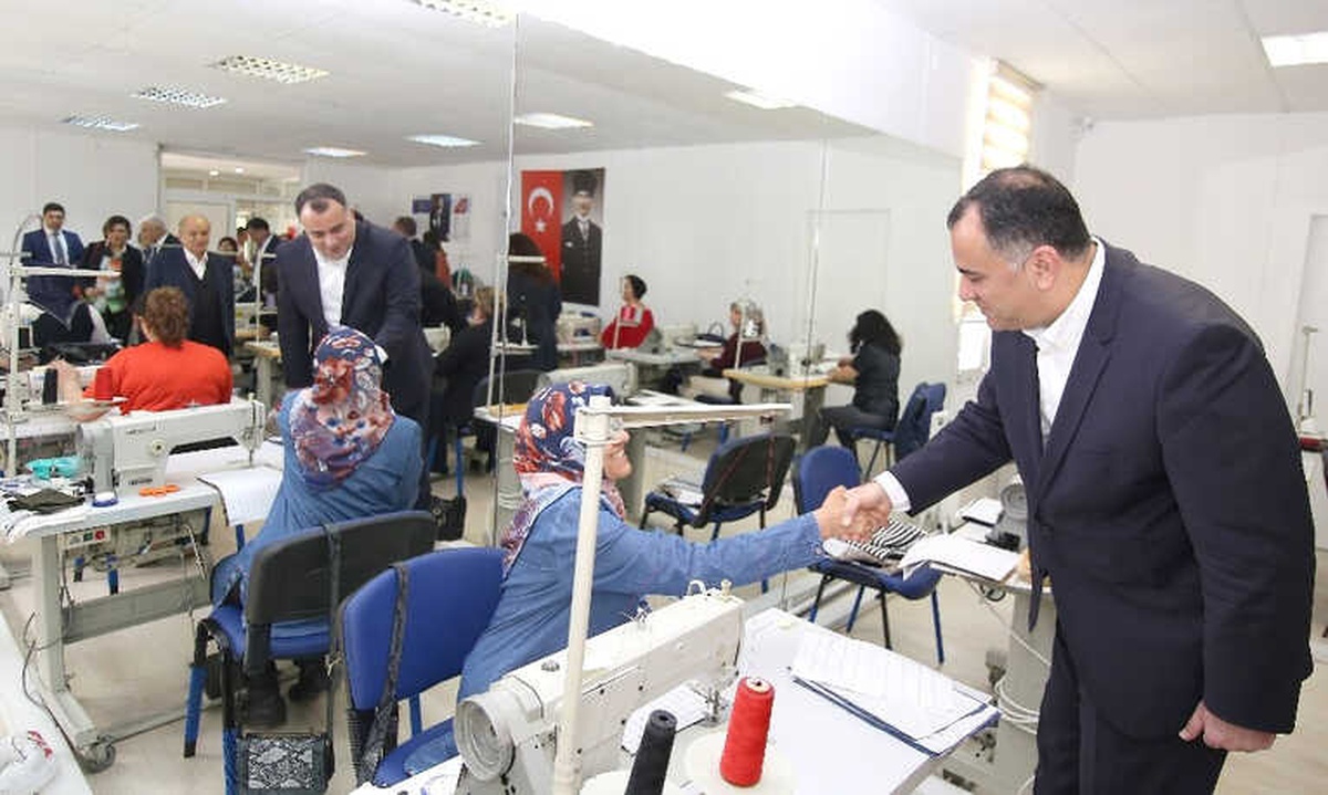 Belediyeden Sektöre Destek, İşsizliğe Çözüm