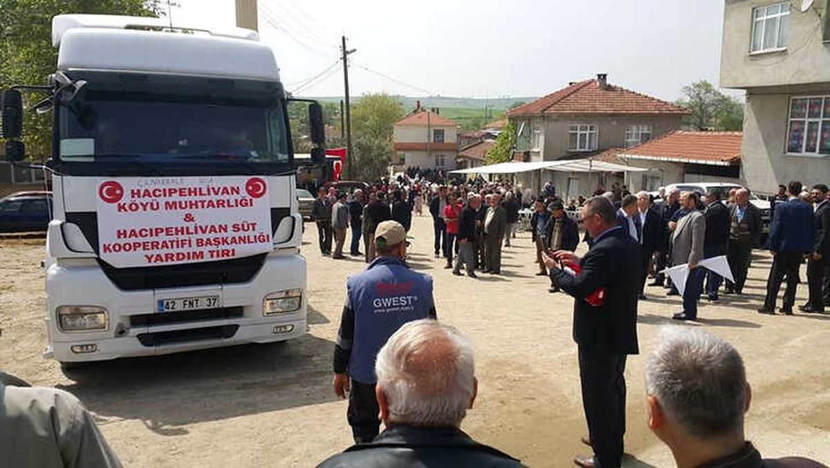Biga\'nın Hacıpehlivan Köyünden Afrin\'e Yardım
