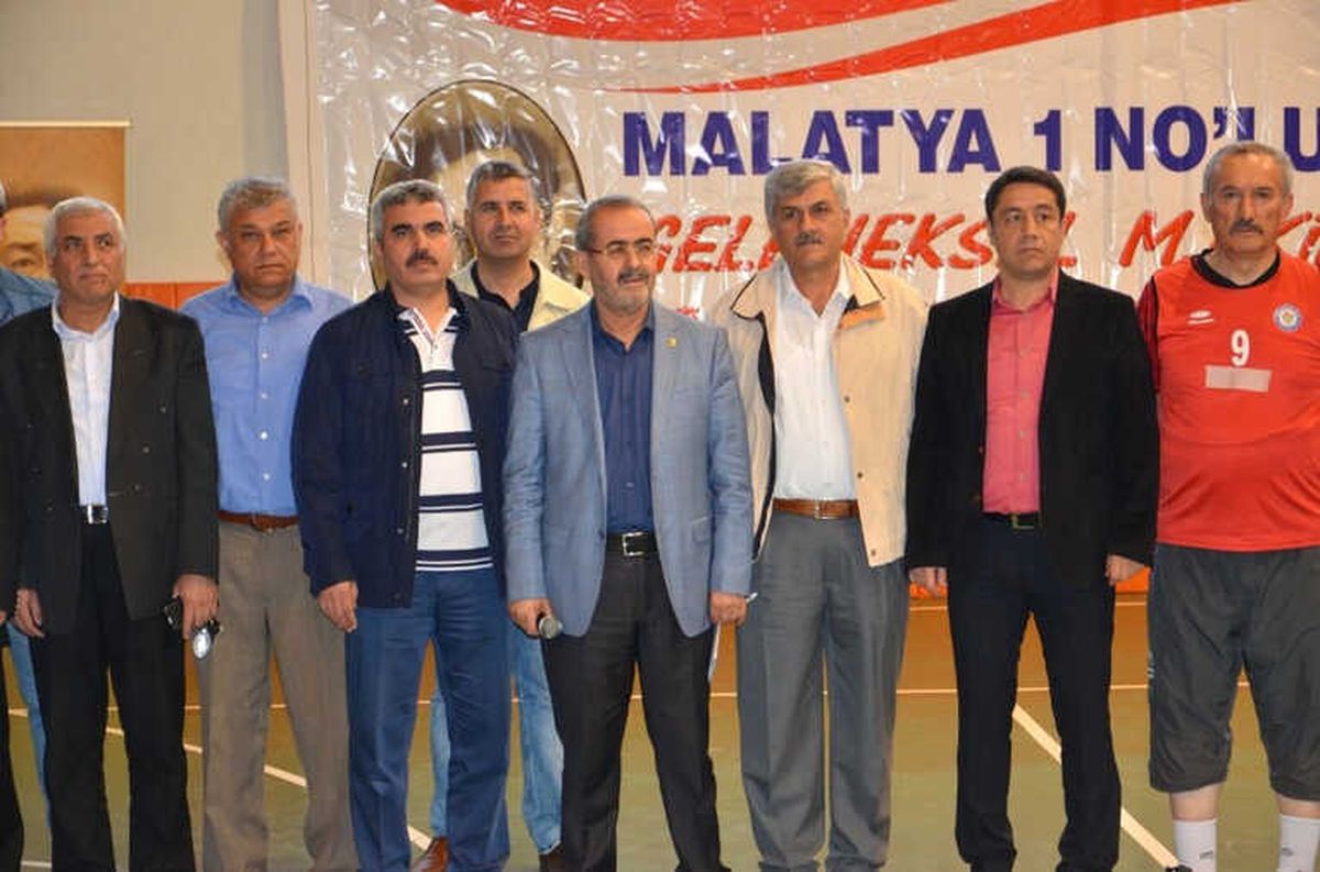 Eğitim Bir Sen Malatya Şubesi Mehmet Akif İnan Voleybol Turnuvası