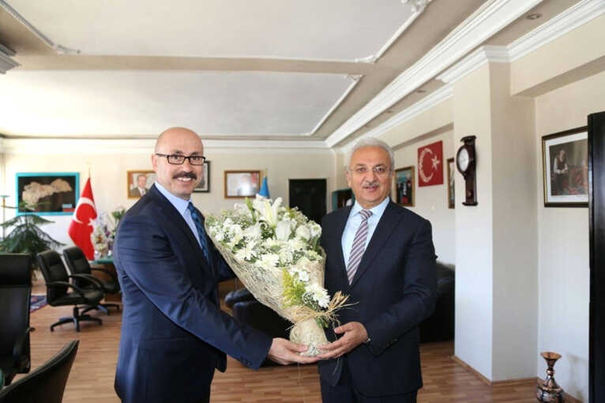 İl Kültür ve Turizm Müdüründen Başkan Başsoy\'a Ziyaret