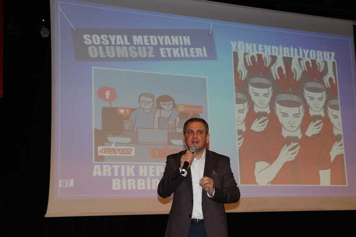 Mersin\'de \'Sosyal Medya Etkileri\' Semineri