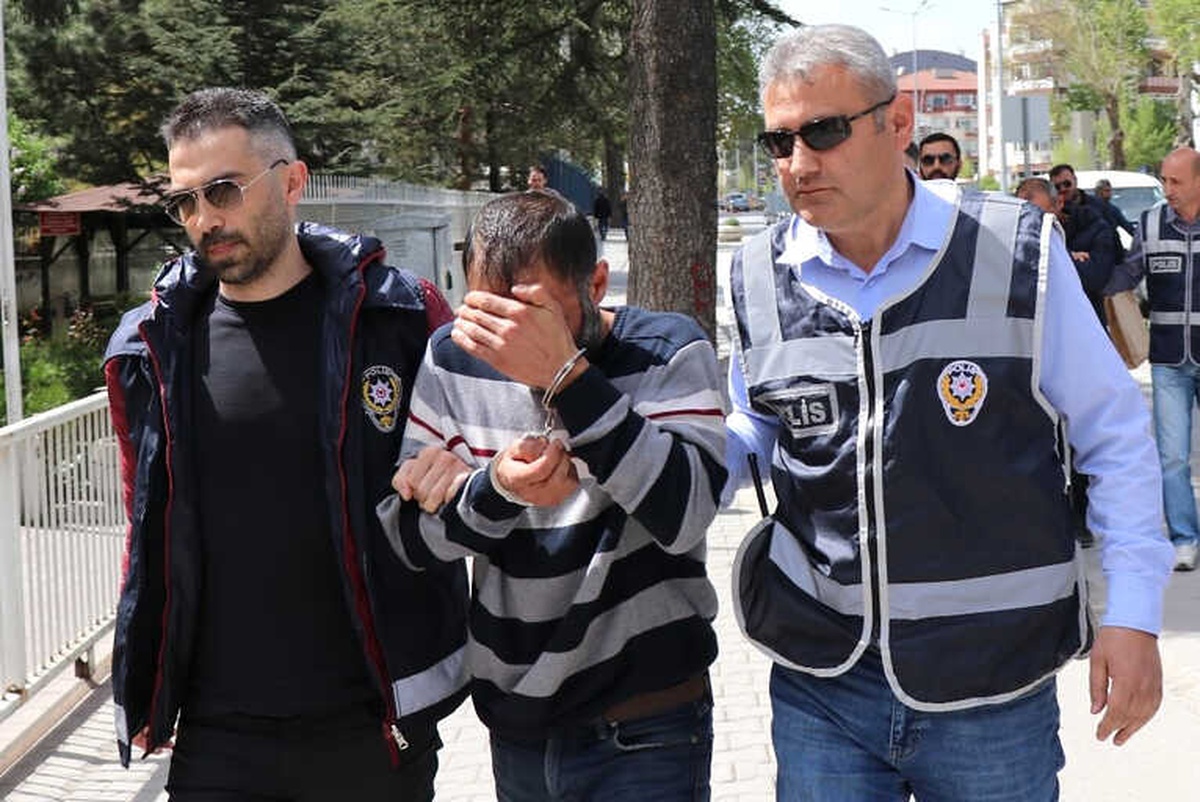 Milyonluk Vurgun Yapan Nakliye Çetesi İstanbul\'da Yakalandı