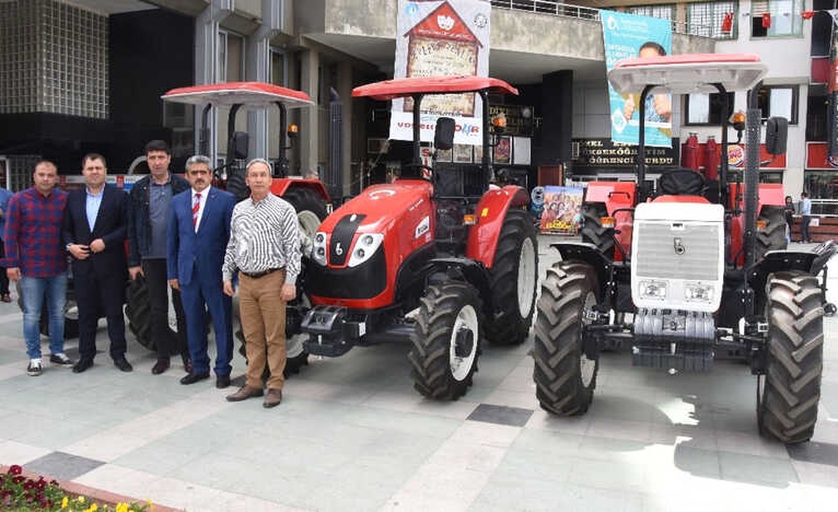 Nazilli Belediyesi\'nin Araç Filosu Güçlendi
