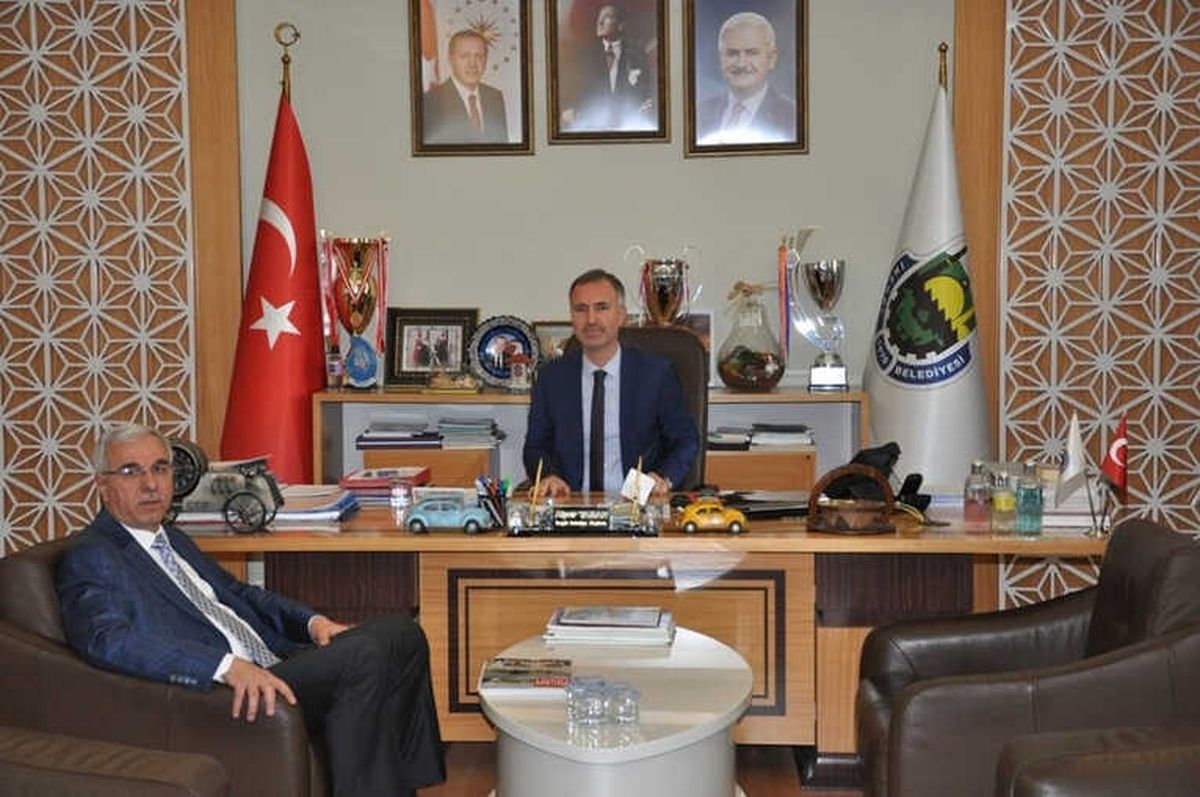Nüfus Müdürü Solmaz\'dan Başkan Taban\'a Veda Ziyareti