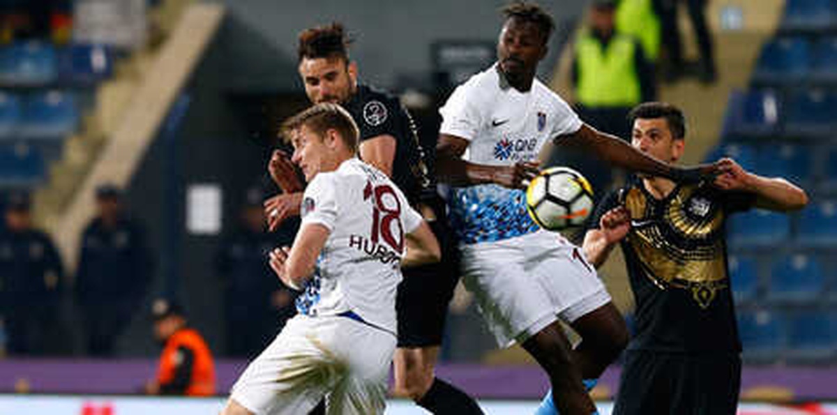 Öne Geçmek Trabzonspor\'a Yaramıyor!