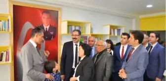 Şehitlerin Adları Kütüphane ve Konferans Salonuna Verildi