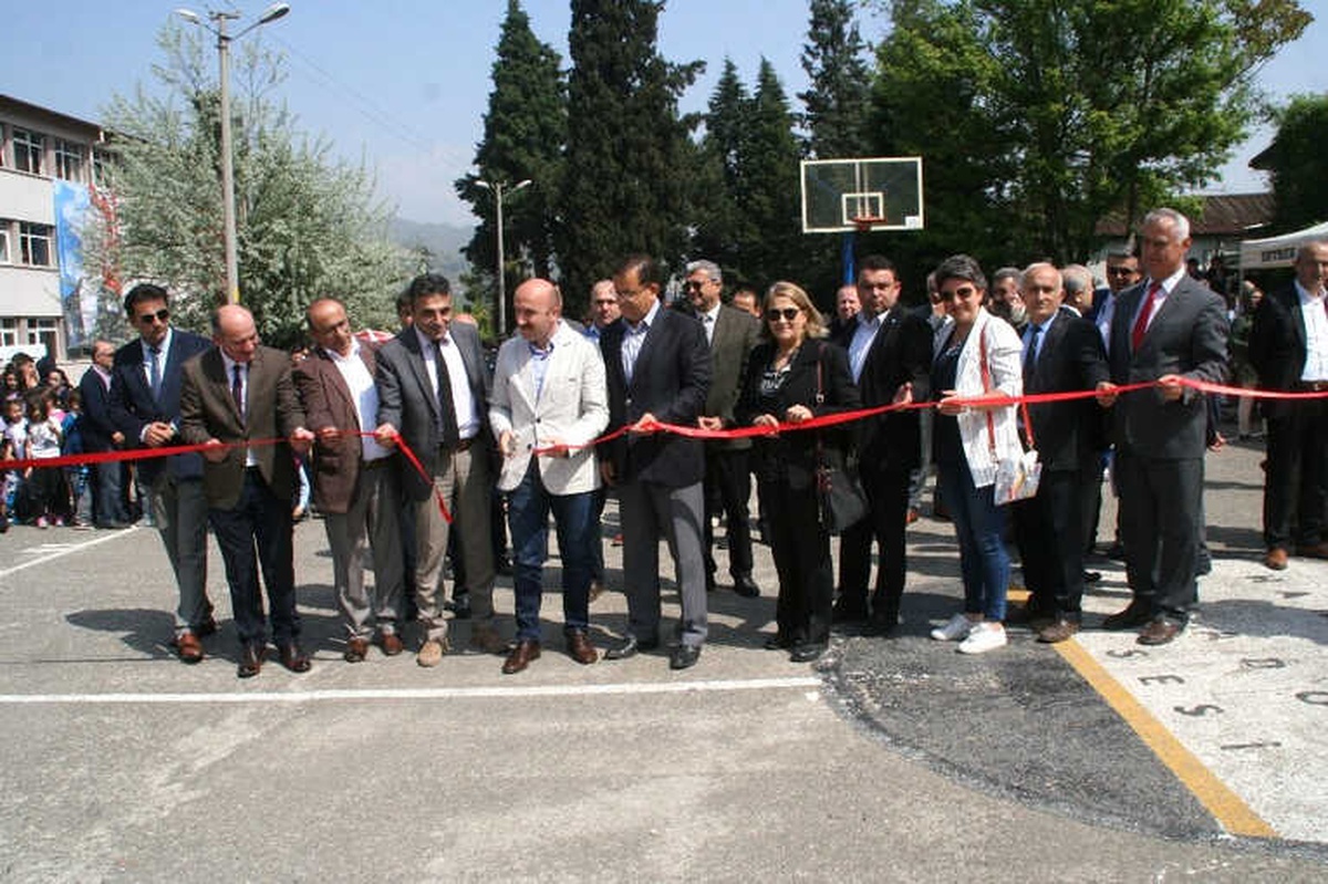 Anadolu Lisesi Öğrencileri Bilim Fuarında Hünerlerini Sergiledi