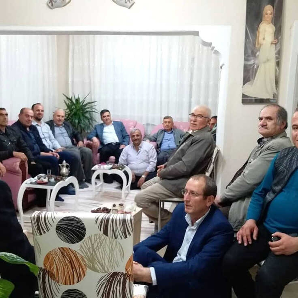 Başkan Yalçın, Umreden Gelen Vatandaşı Ziyaret Etti