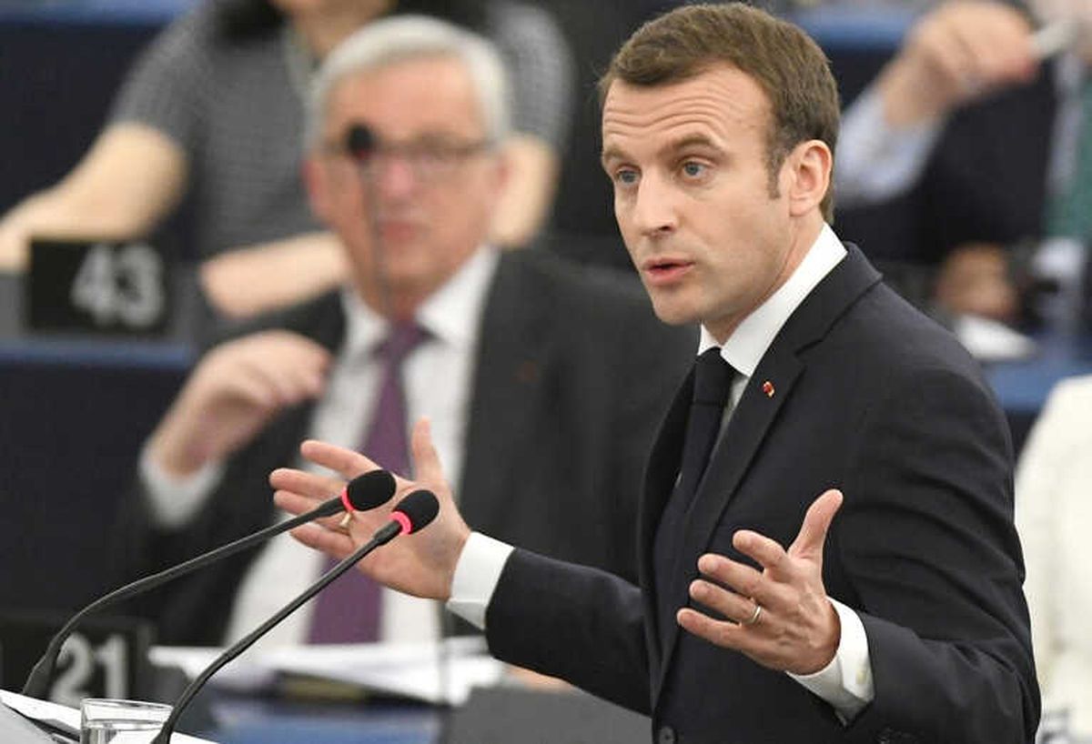Belçikalı Milletvekilinden Macron\'a Halatlı Gönderme